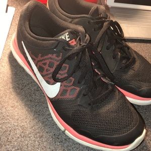 Nike Flex Run 2015 Sneakers